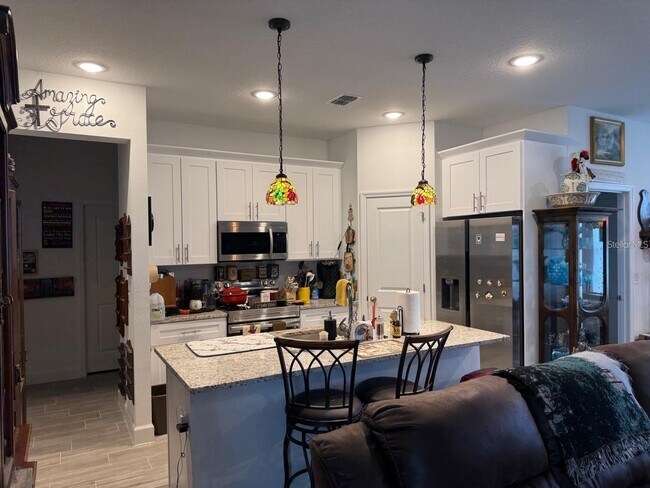 Building Photo - Tuscany Preserve Home. Lawn care, Cable and Internet included.