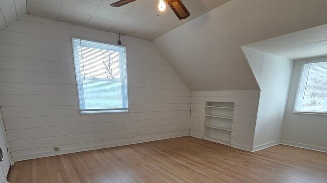 Building Photo - 2156 Downey Rd