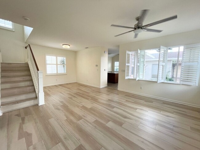 Building Photo - 4 Bd, 3 Ba w/ 3- Car Garage- Available Now in Hoakalei in Ka Makana
