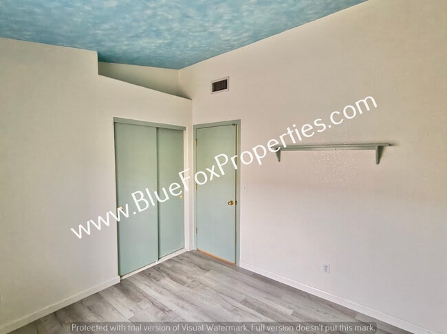 Building Photo - 5524 W Guild Springs St