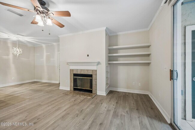 Building Photo - 170 Veracruz Dr