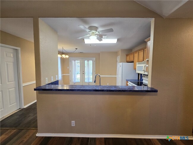 Building Photo - 2160 Cornerstone Dr