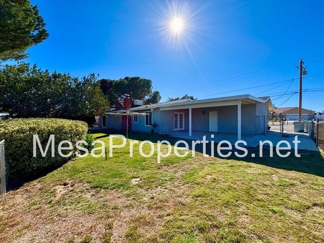 Building Photo - 7095 Lyons Ave