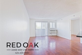 Building Photo - 6660 Vineland Ave