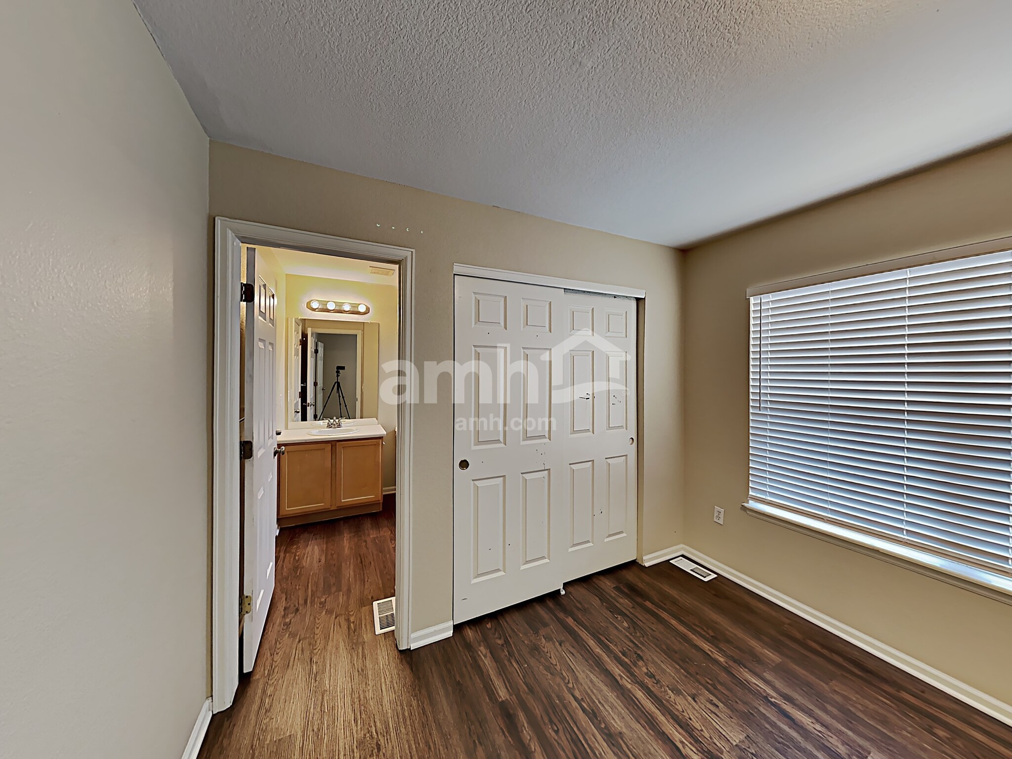 Building Photo - 161 Terra Vista St