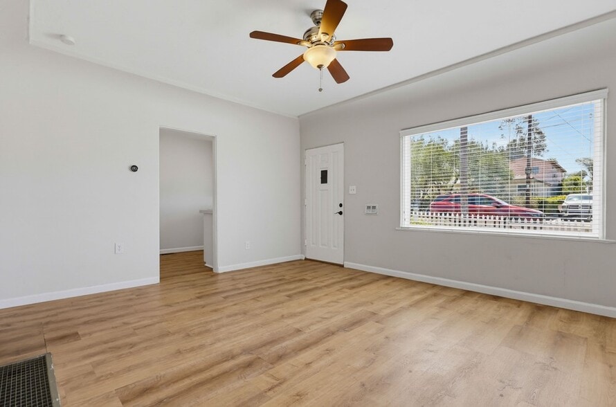 Building Photo - 7580 Saranac Ave