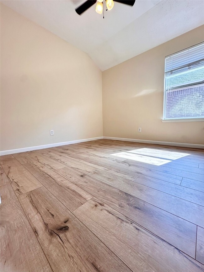 Building Photo - 17310 Brookhollow Mist Ct