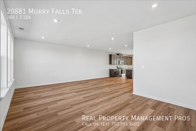 Building Photo - 20881 Murry Falls Ter