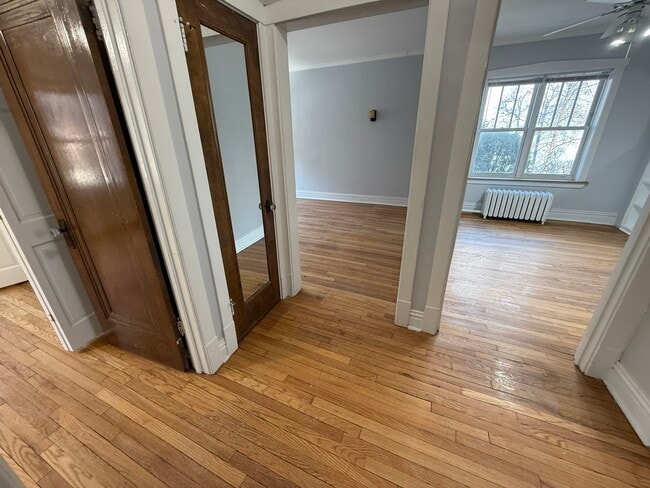 Building Photo - 2611 N Dayton St