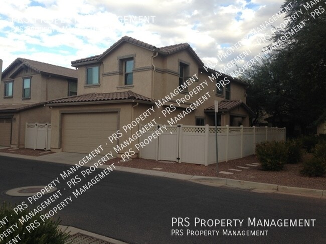 Primary Photo - 1007 S Cheshire Ln