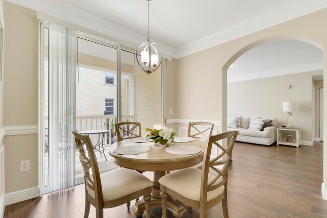 Building Photo - 276 Murcia Dr