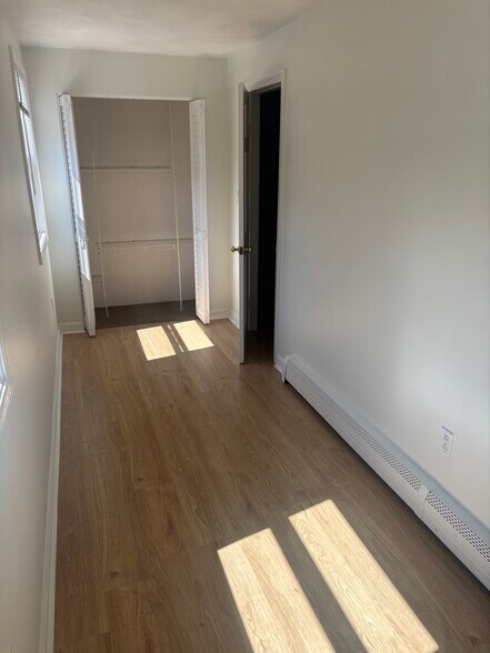 Building Photo - 33 Appleton St