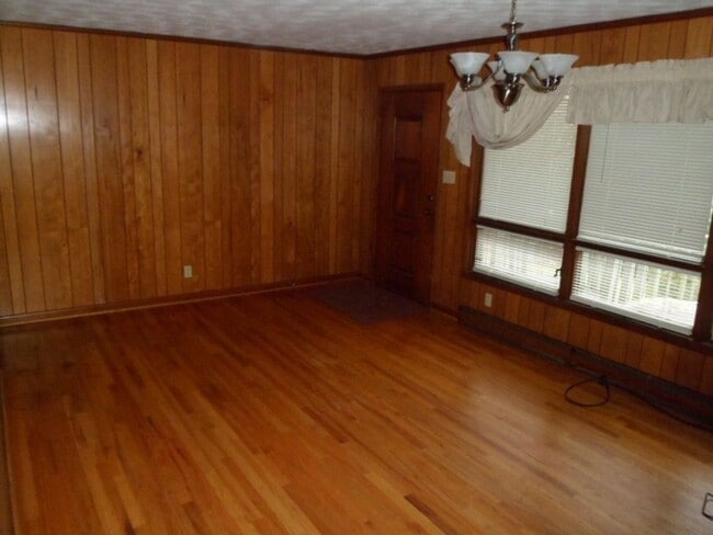 Building Photo - 1068 Monteith Branch Rd