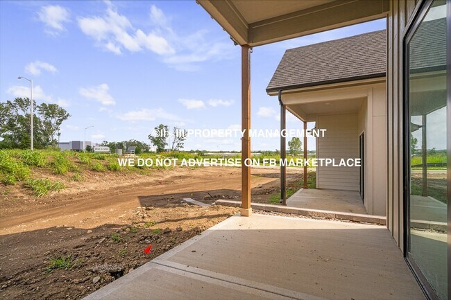 Building Photo - 9581 Jupiter Street