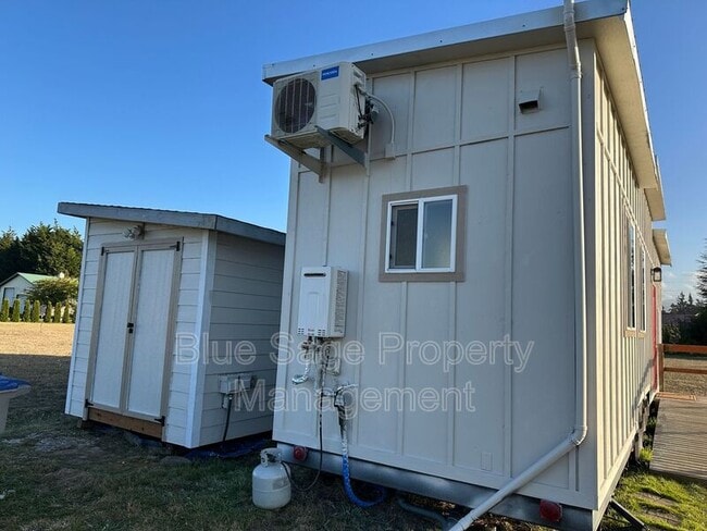 Building Photo - 28 Cameron Acres Ln