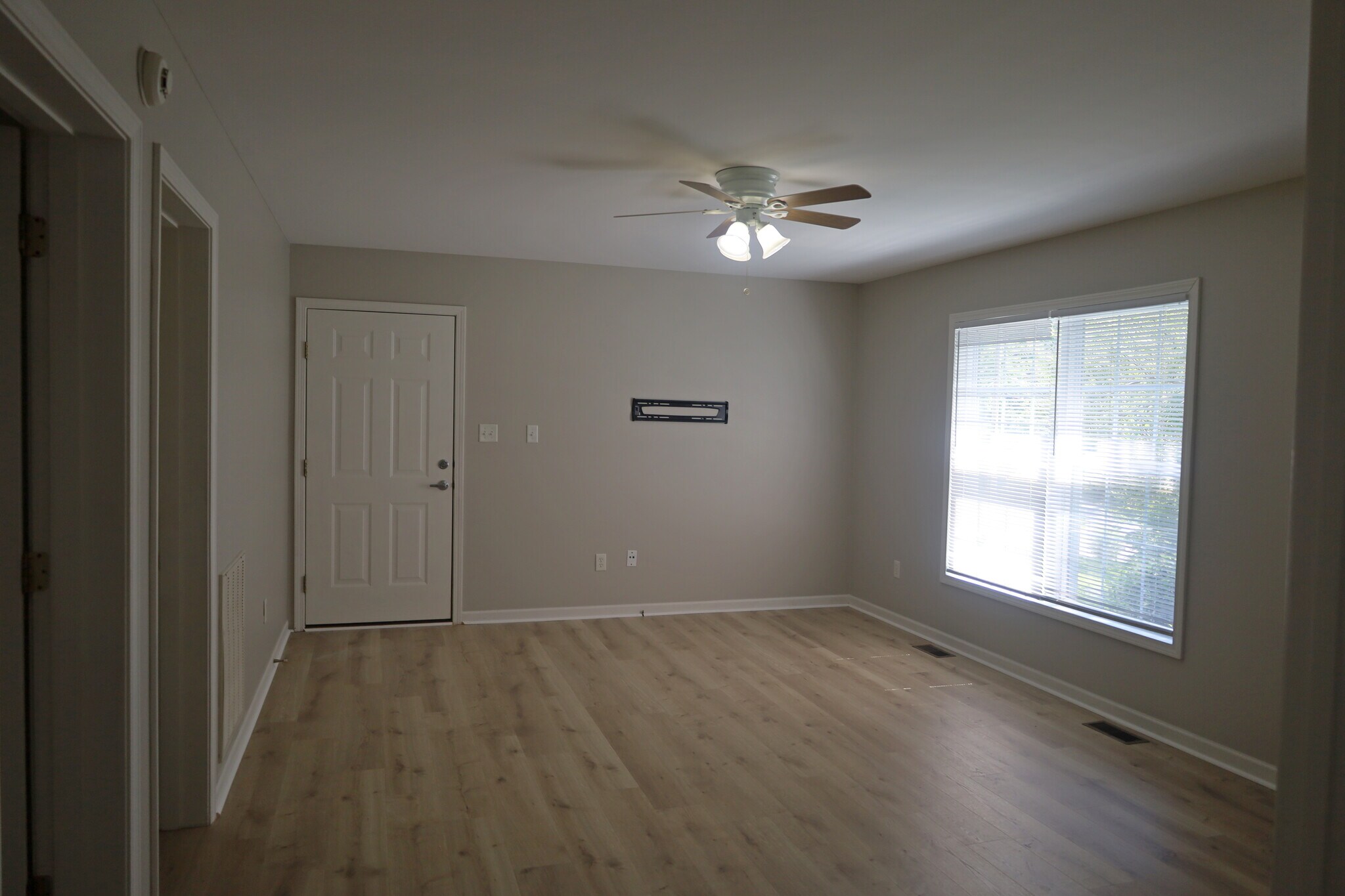 Building Photo - 2642 Hibbitts Rd