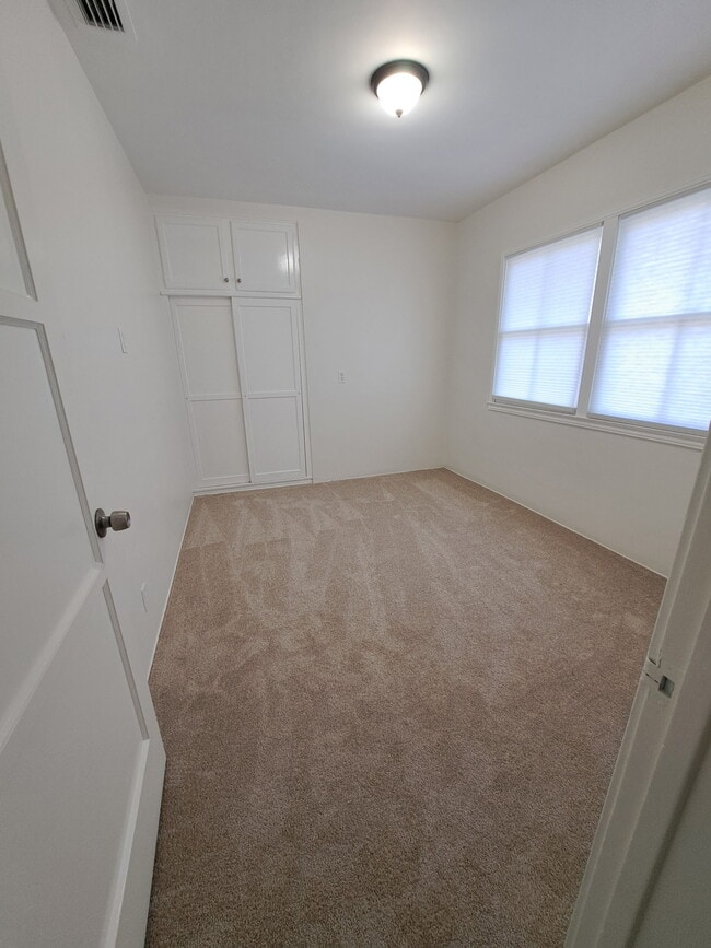 Bedroom 3 - 4574 Viro Rd