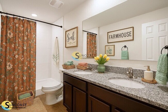 Building Photo - 127 Wellwood Ln