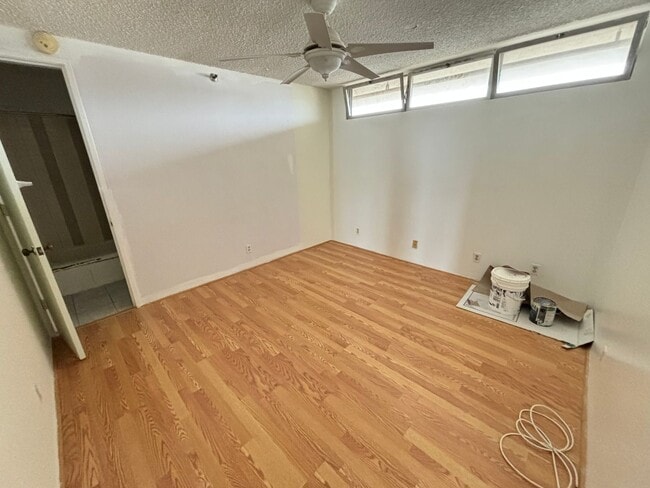 Building Photo - 8th Floor Golf Course View 2 Bed 2 Bath 1 ...