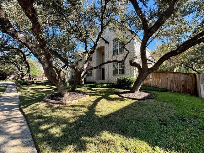 Building Photo - 4-Bed Home in Gated Community with Amenities