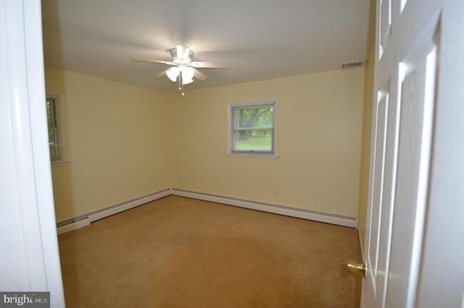Building Photo - 373 Cheyney Rd