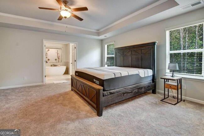 Building Photo - 297 Delta Dr