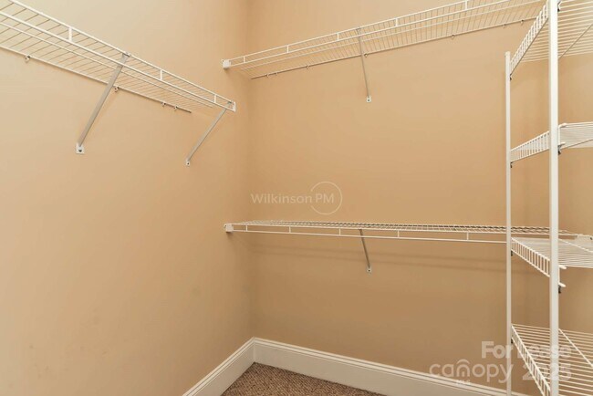 Building Photo - 13835 Cedar Pond Cir