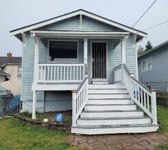 Building Photo - 2124 7th St