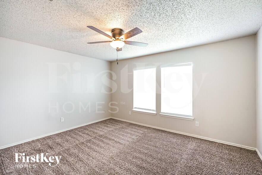 Building Photo - 5293 Chessie Cir