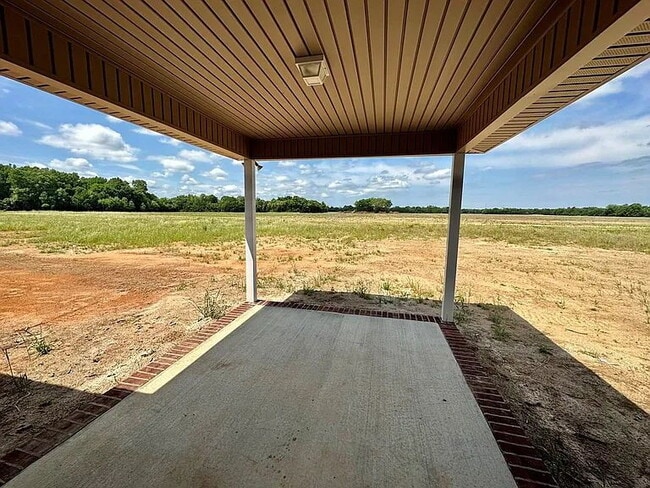 Building Photo - Available soon!