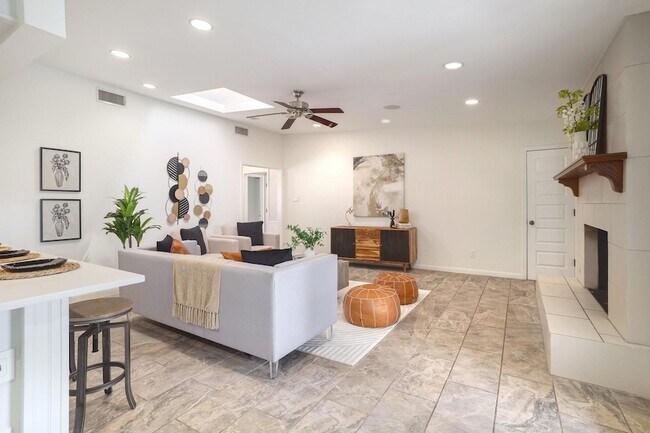 Building Photo - 4107 Tablerock Dr