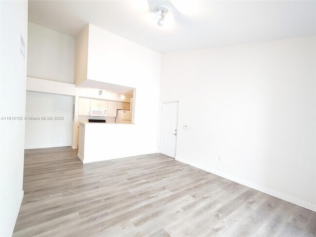 Building Photo - 711 SW 111th Way