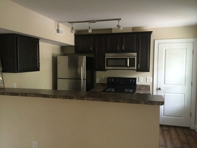 Building Photo - 1207 A Greenwood Ave