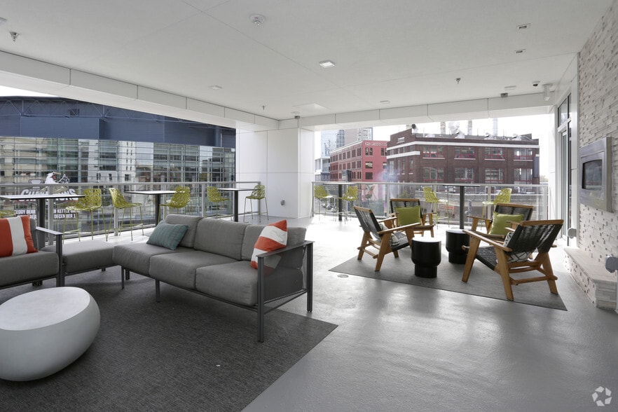 Community Room - Venue Tower Apartments