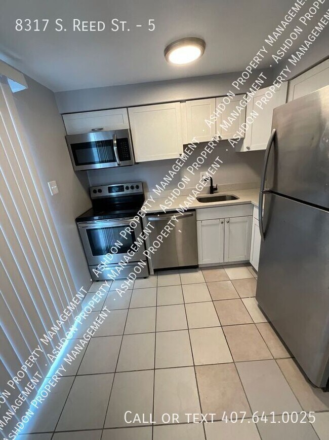 Building Photo - 8317 S Reed St