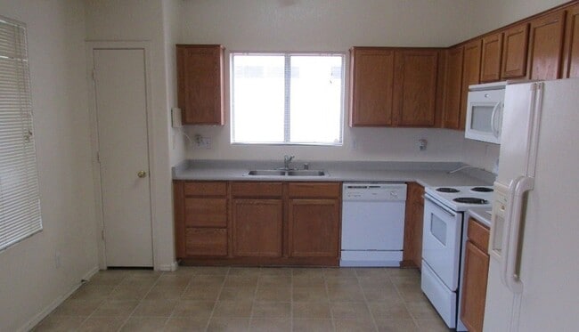 Building Photo - COMING SOON NEAR DOWNTOWN CHANDLER - NO HO...