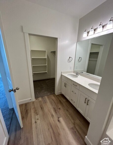Building Photo - 3115 S 200 W