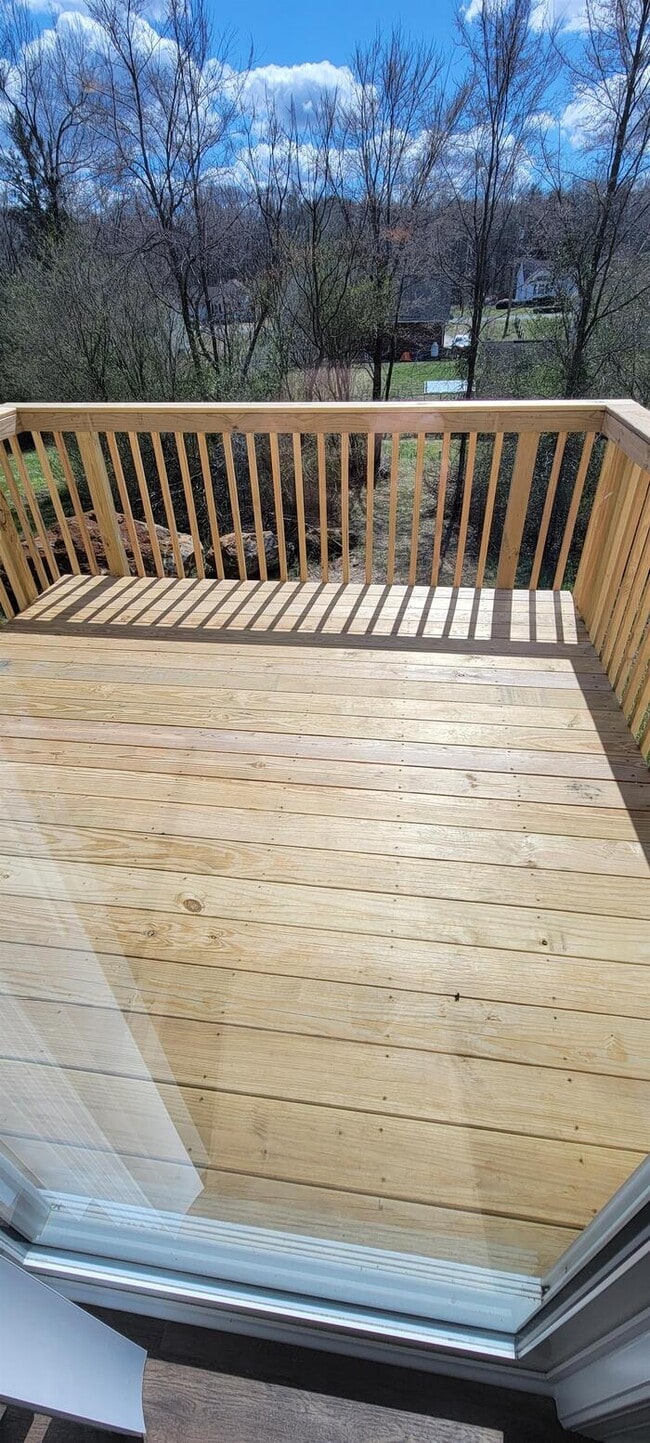 Building Photo - 2902 Plantation Way