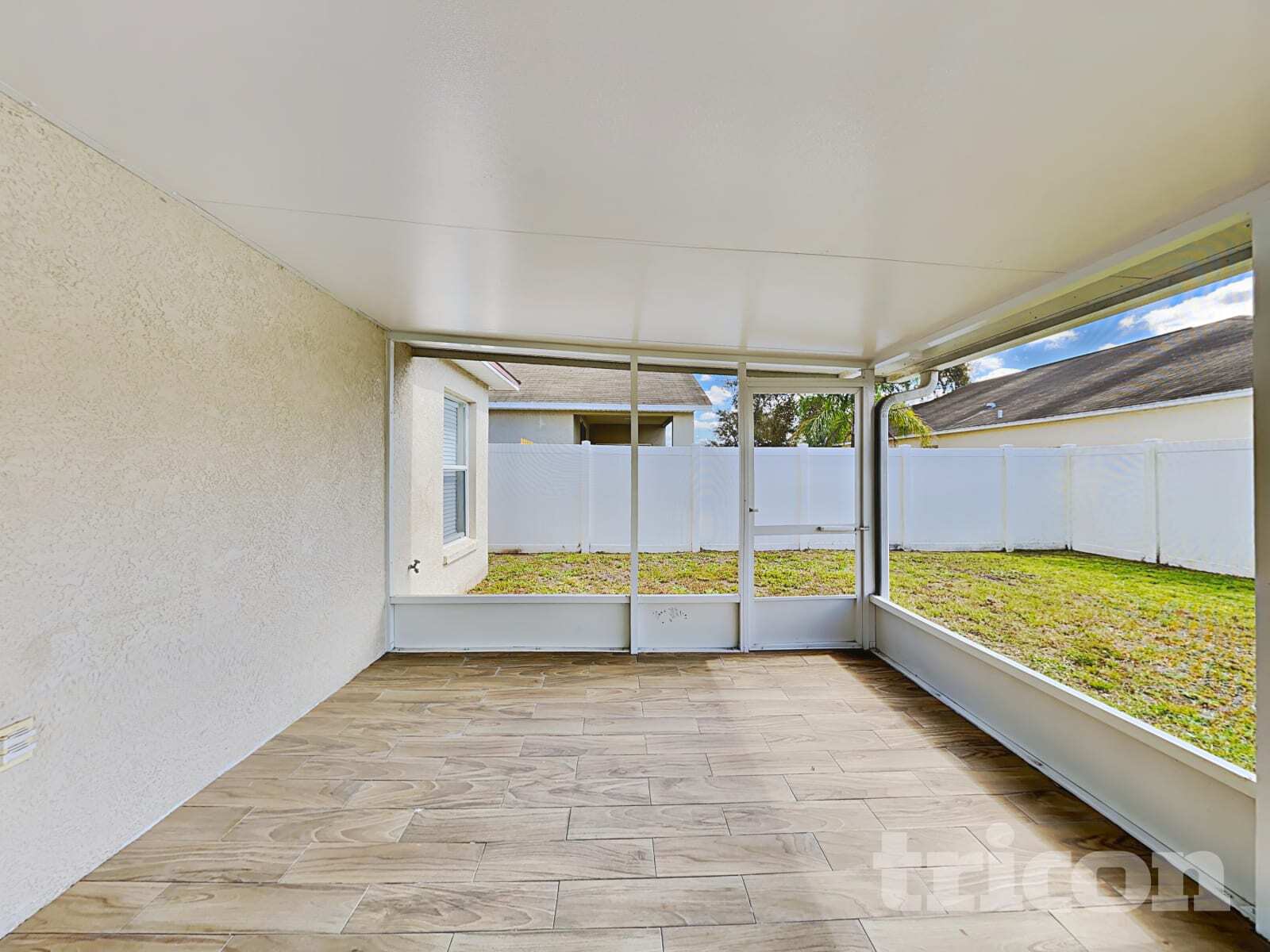 Building Photo - 30746 Birdhouse Dr