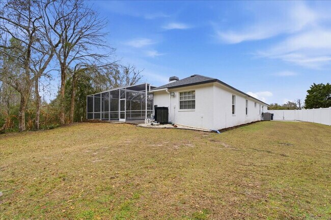 Building Photo - 525 Cullaro Ln