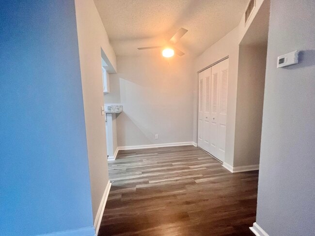 Building Photo - 1500 N Congress Ave