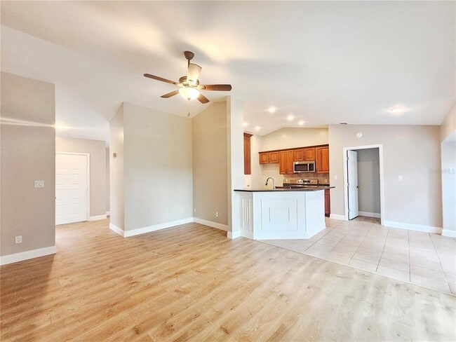 Building Photo - 8935 Esguerra Ln