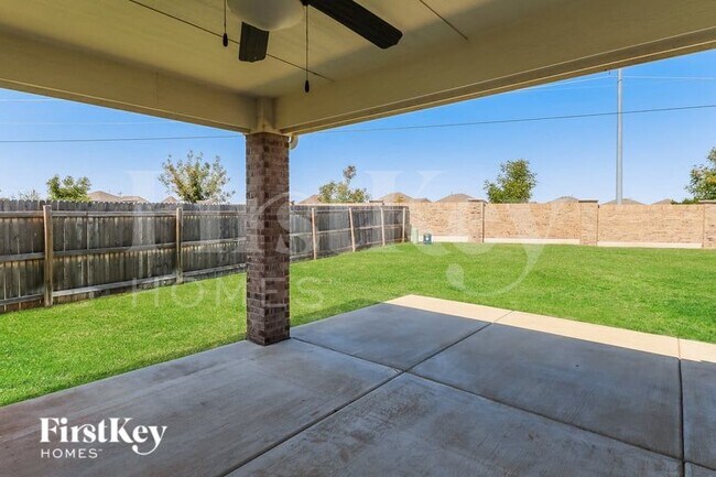 Building Photo - 19208 Blanco Dr