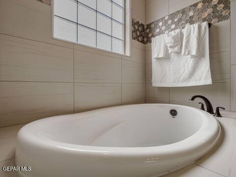 Building Photo - 1130 Gaitan Dr