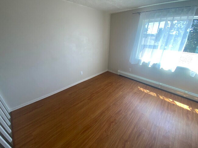 Building Photo - 12031 E Mansfield Ave