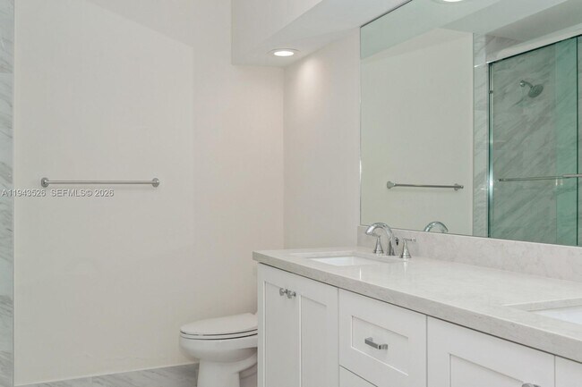 Building Photo - 15405 SW 73rd Ct