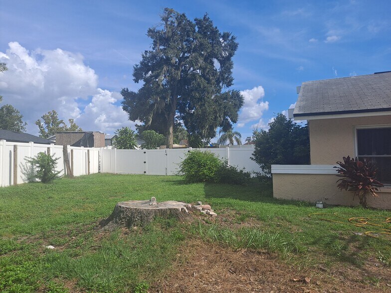 Building Photo - 811 Granite Rd