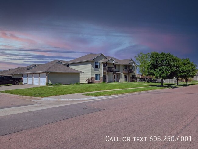 Building Photo - Spacious 2 Bed Apartment in Brandon