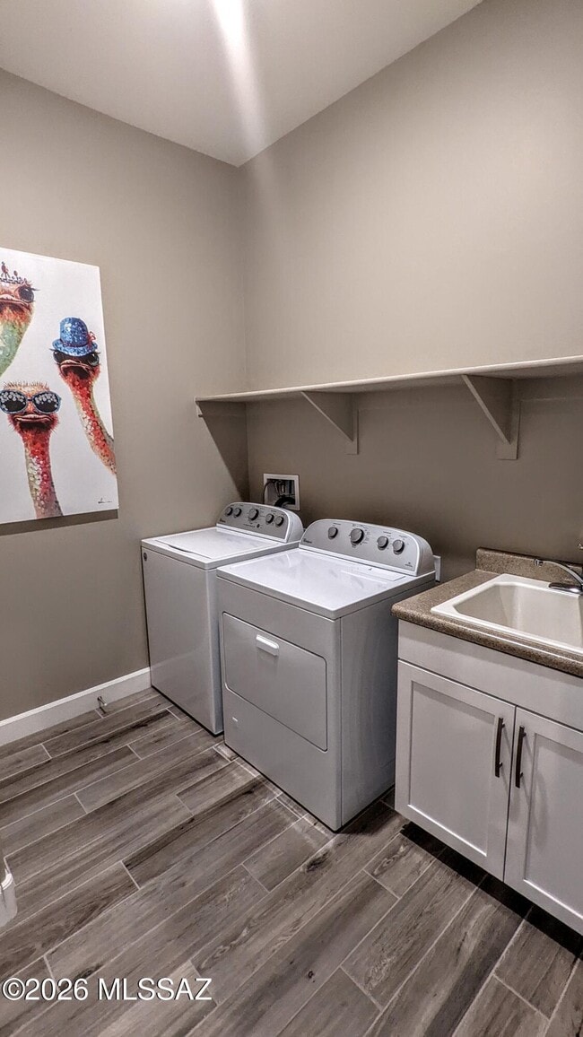 Building Photo - 13036 N Spinystar Dr