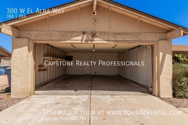 Building Photo - 300 W El Alba Way